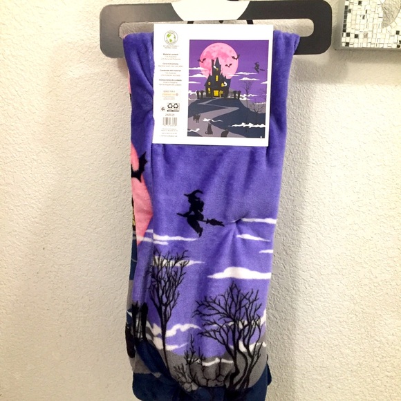 Other - Super soft Halloween 🎃 blanket